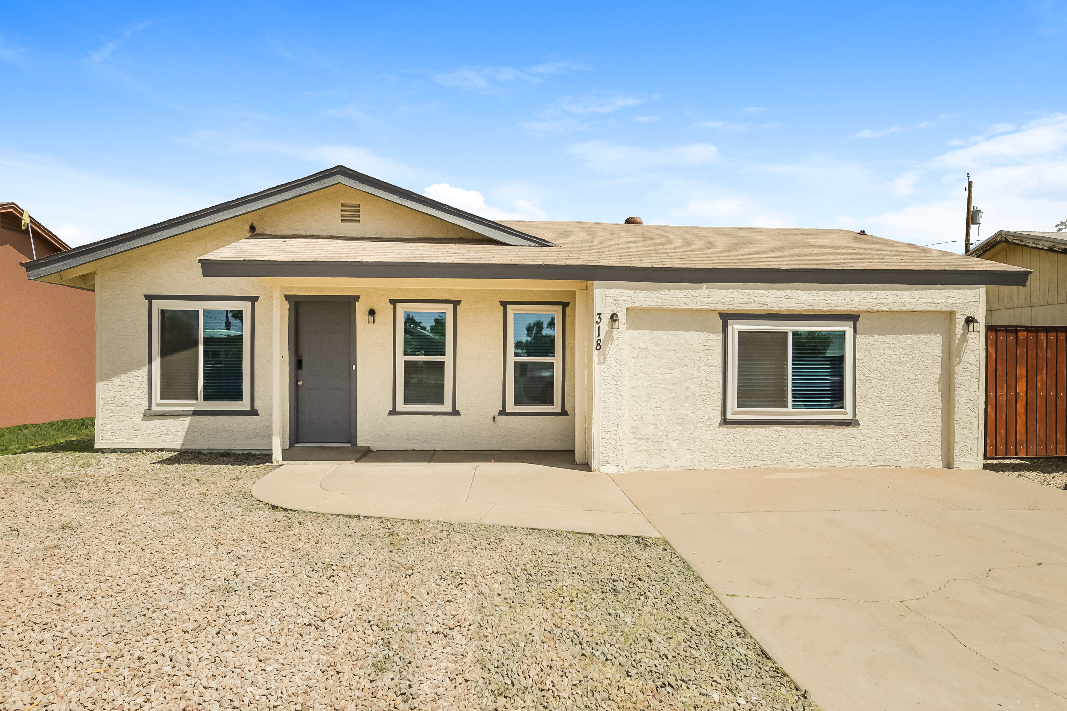 318 W 18TH AVE APACHE JUNCTION, AZ 85120